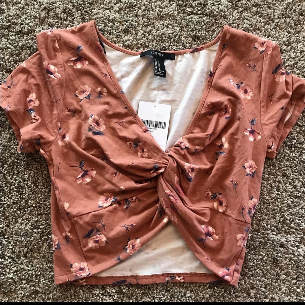 Short sleeve top